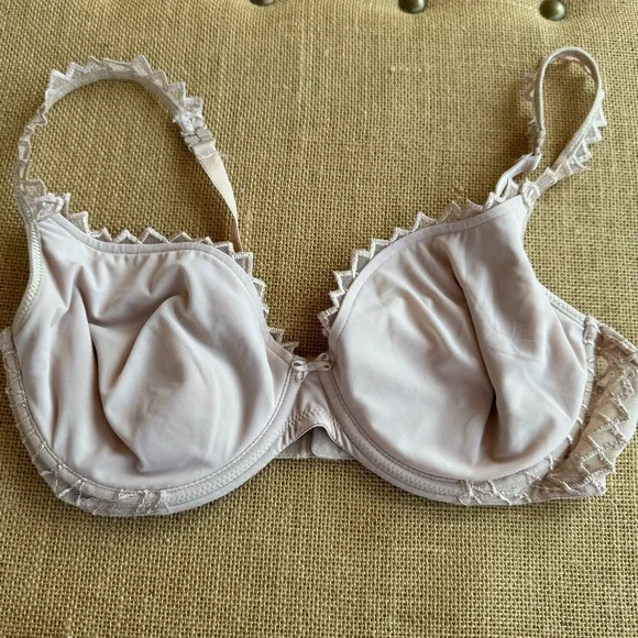 Marie Jo Elegant Lace Trimmed Bra Size  UK 34D - Picture 2 of 6